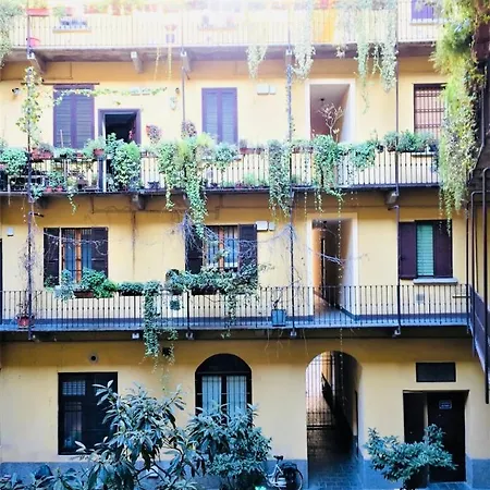 Apartment Bilocale Zona Centro Milan